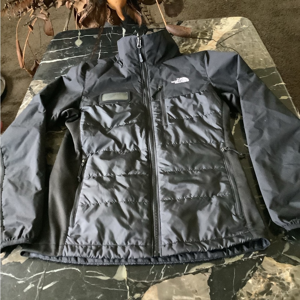 The Northface ID black quilted women’s puffer jacket size small/petite